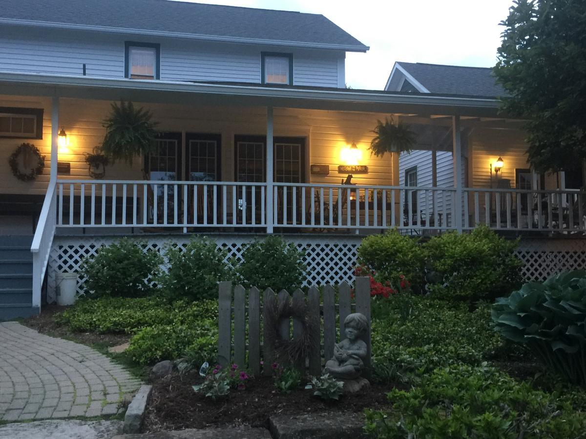 מלון Winesburg Grapevine House מראה חיצוני תמונה